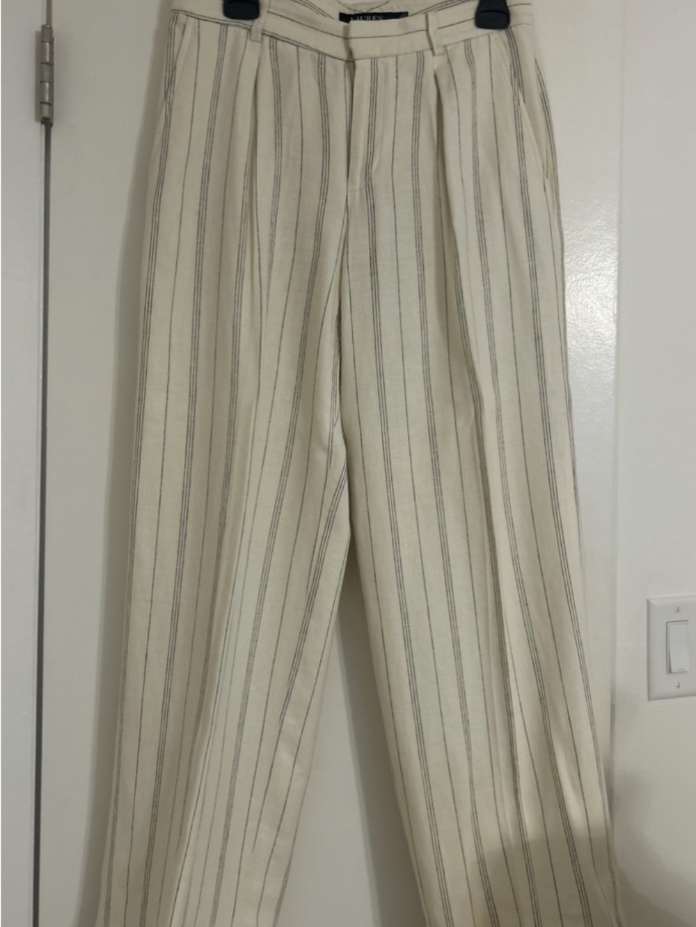 Lauren Ralph Lauren Cream Pinstripe Linen Blazer and Wide-Leg Trousers - Picture 6 of 16